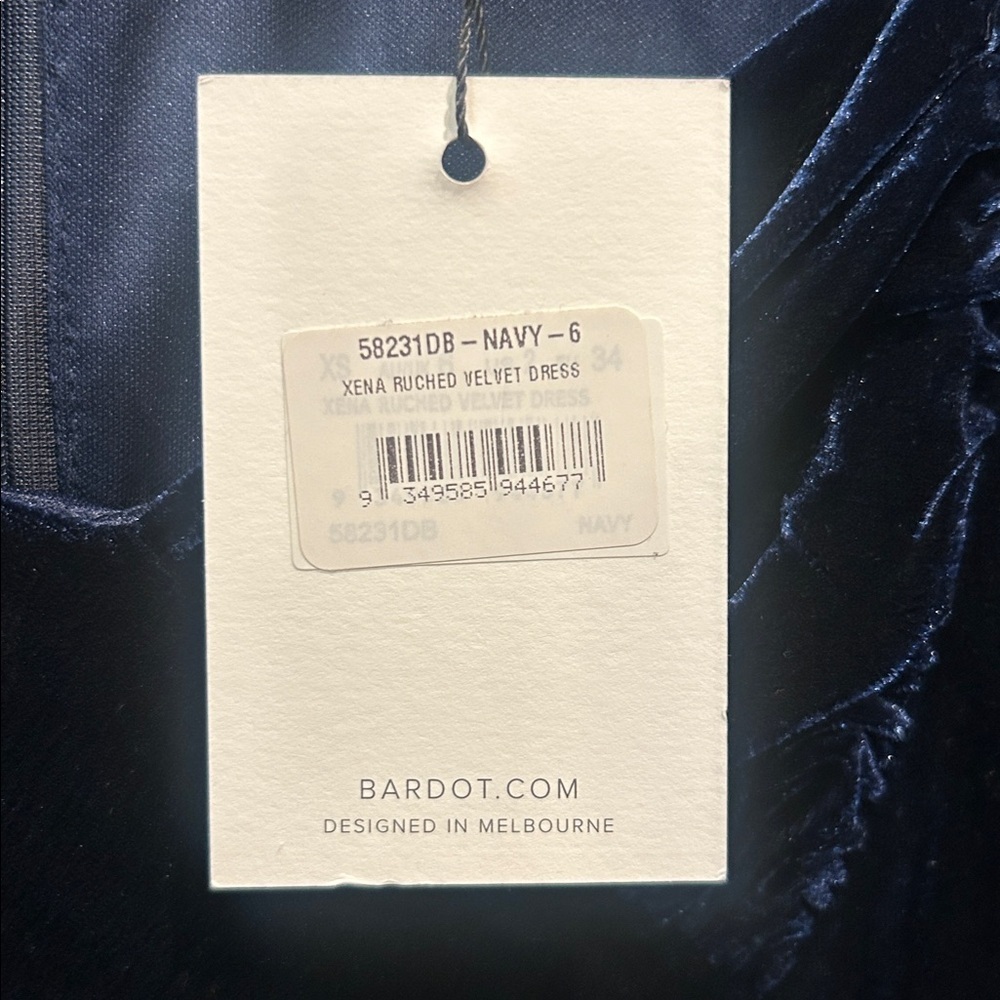 Bardot Xena Ruched Velvet Dress In Navy NWT size XS - Picture 4 of 7